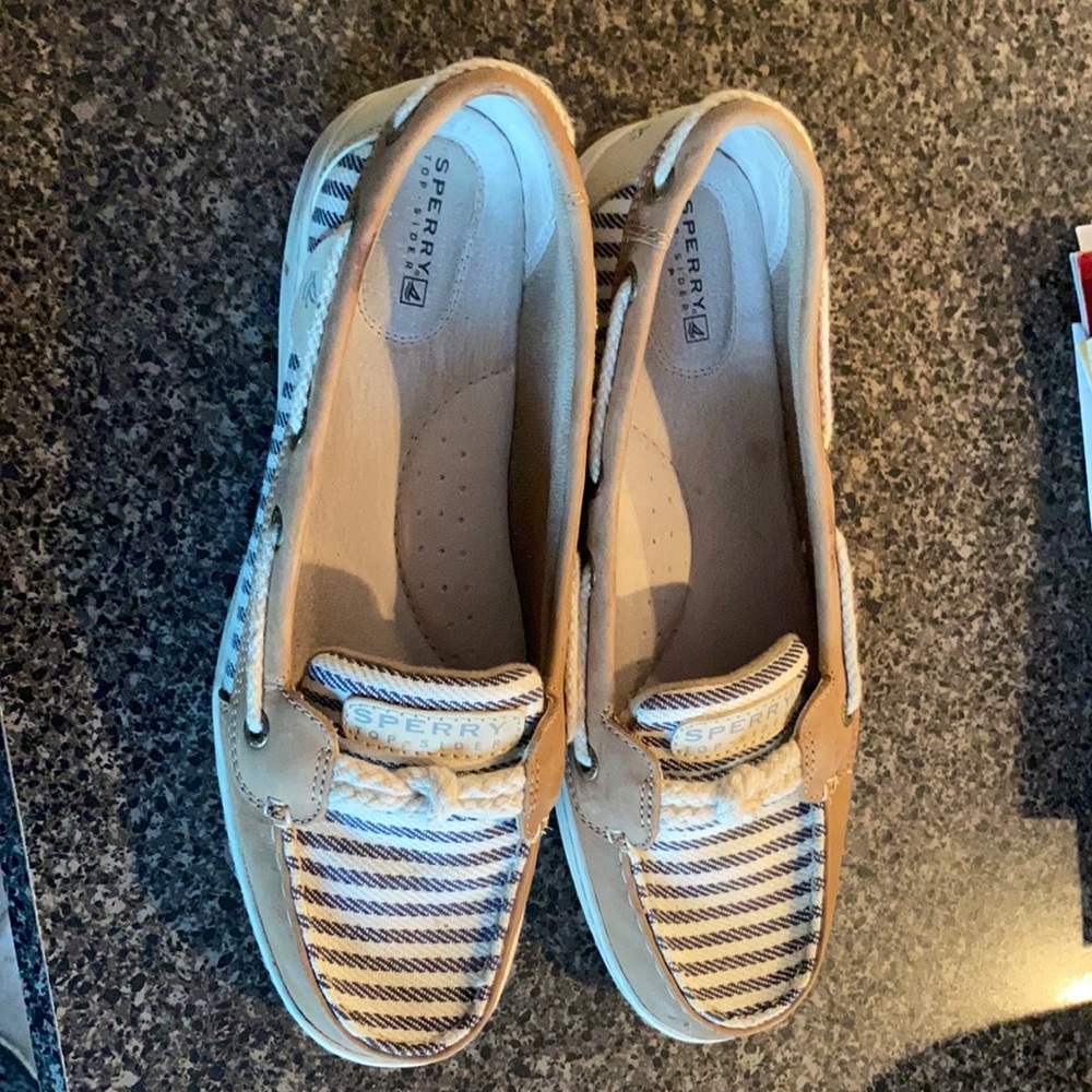 Sperry boat shoes